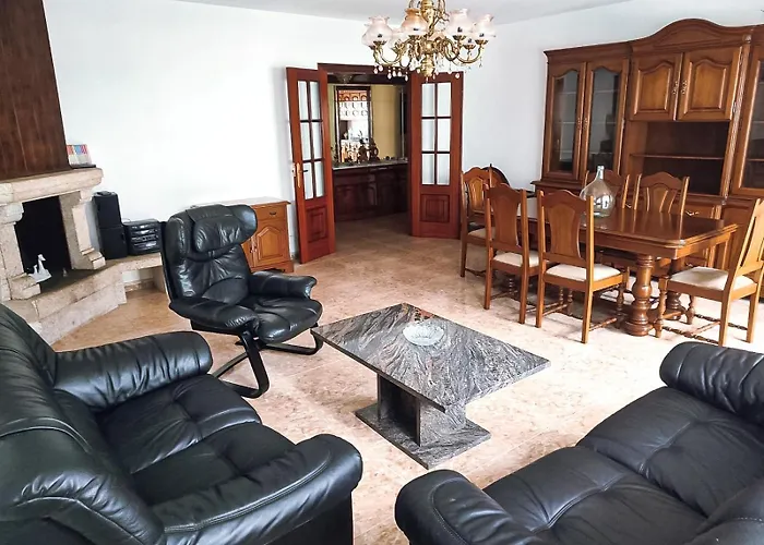 Piso Con Terraza Y Barbacoa * Baio (Zas)
